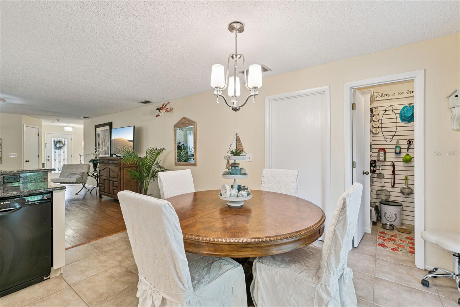 WAVERLEE WOODS UNIT 1 - Residential