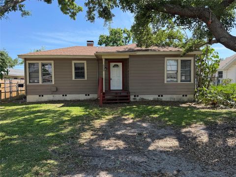 536 89TH AVENUE N ST PETERSBURG FL 33702