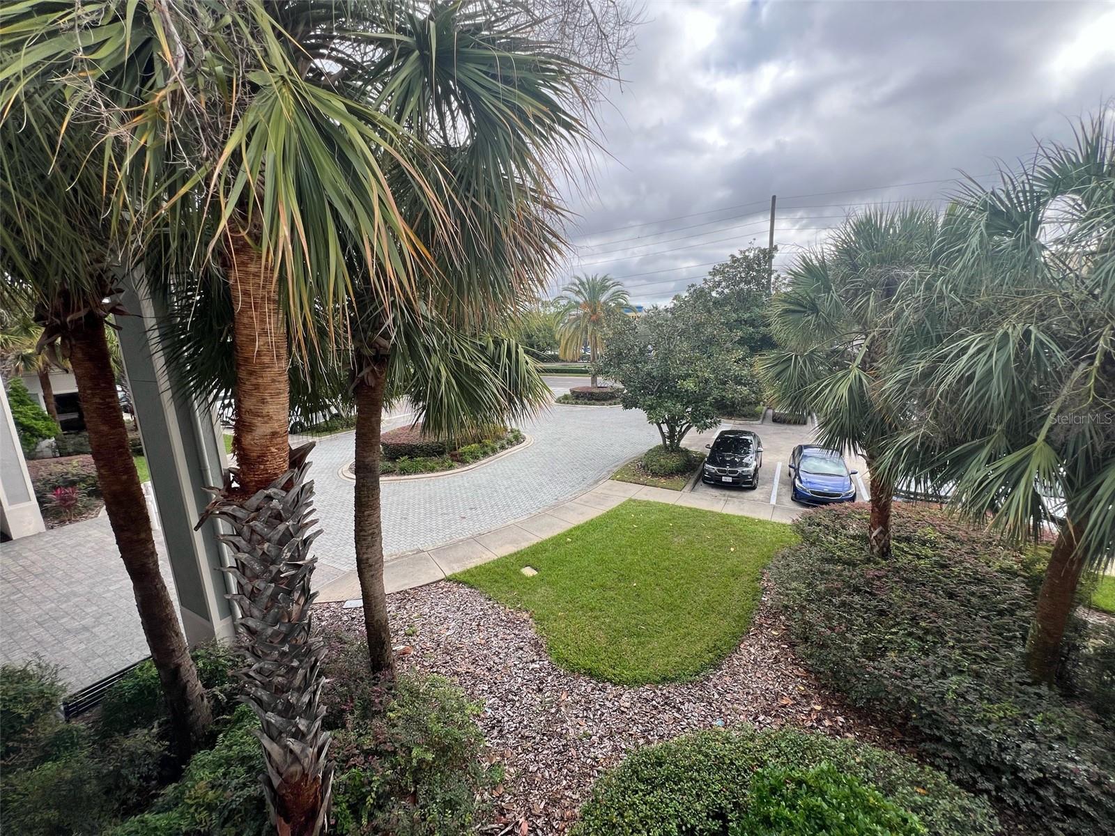 UNIVERSAL CENTER CONDO - Commercial Lease