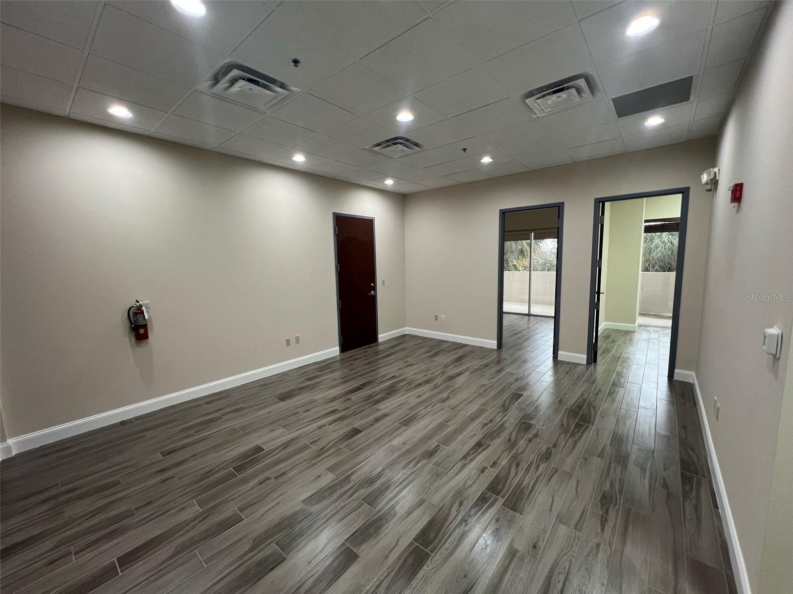 UNIVERSAL CENTER CONDO - Commercial Lease