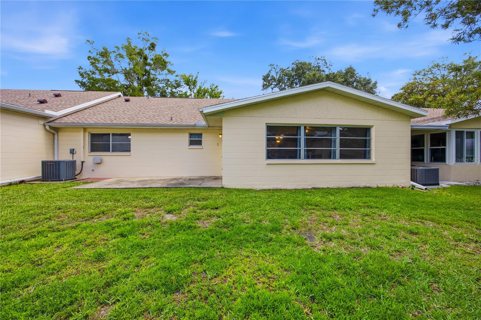 CIRCLE SQUARE WOODS - Residential