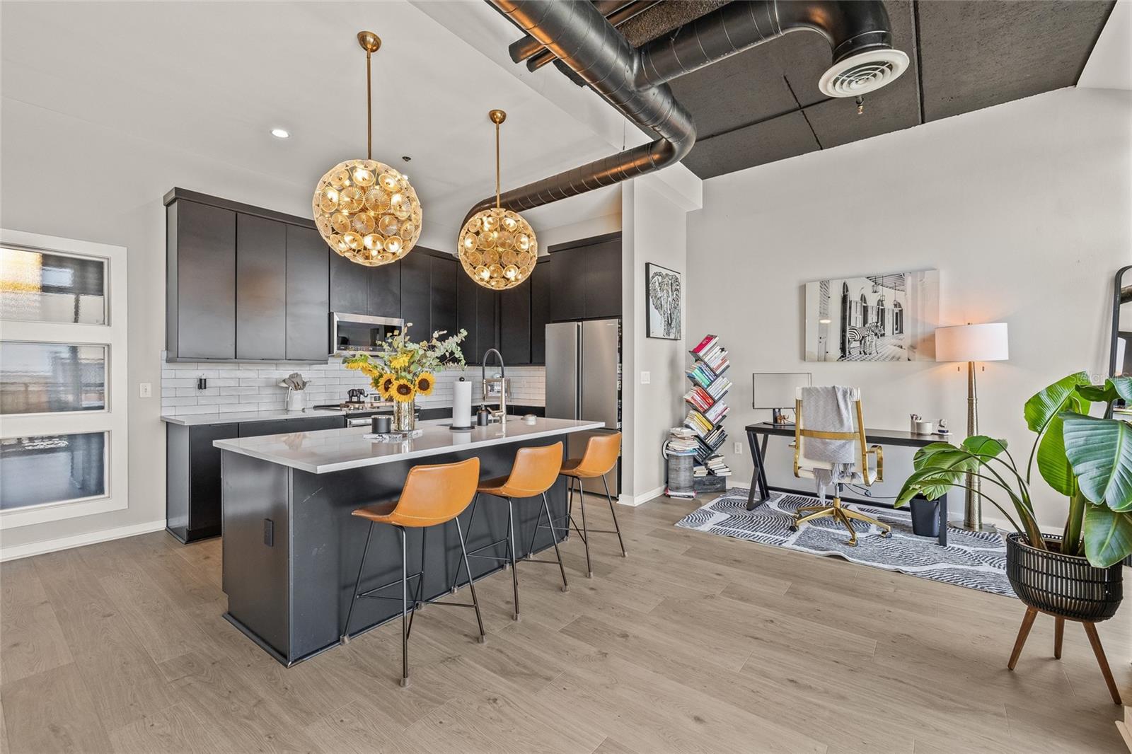 MC NULTY LOFTS CONDO - Residential