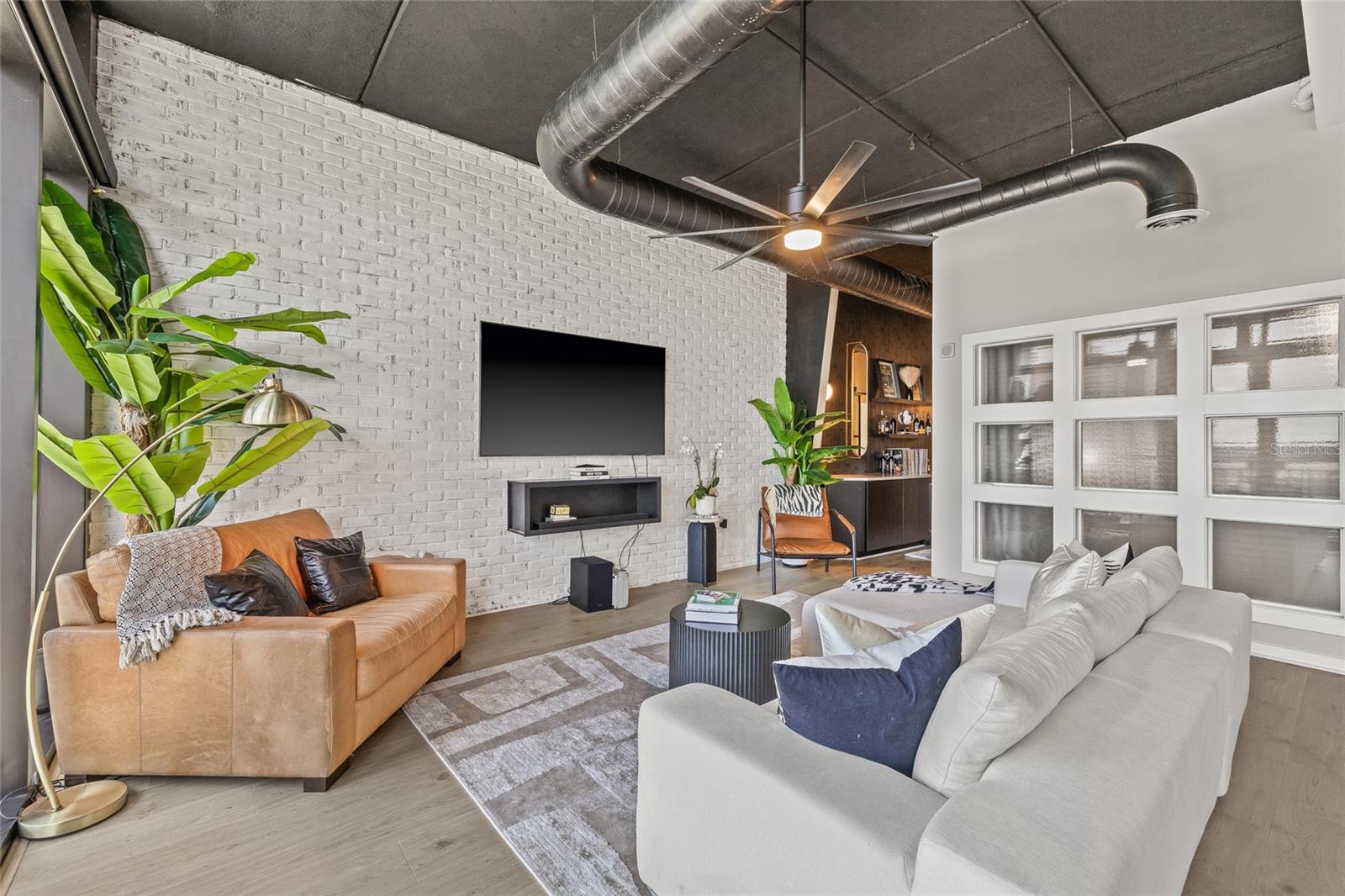 MC NULTY LOFTS CONDO - Residential