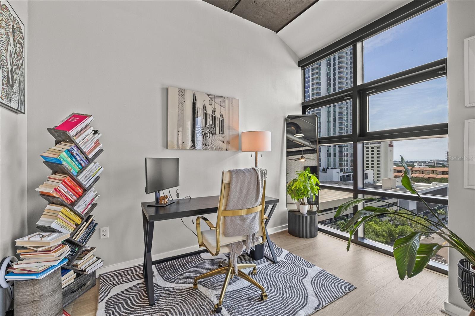 MC NULTY LOFTS CONDO - Residential