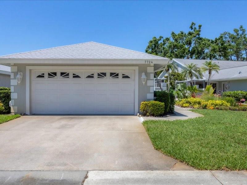 7724 PALM AIRE LANE