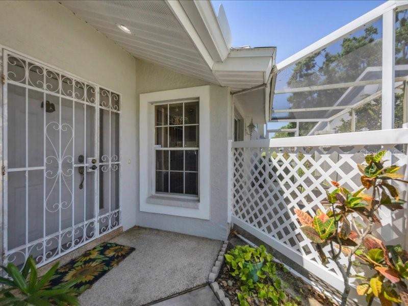 CLUB VILLAS AT PALM AIRE PH VI - Residential