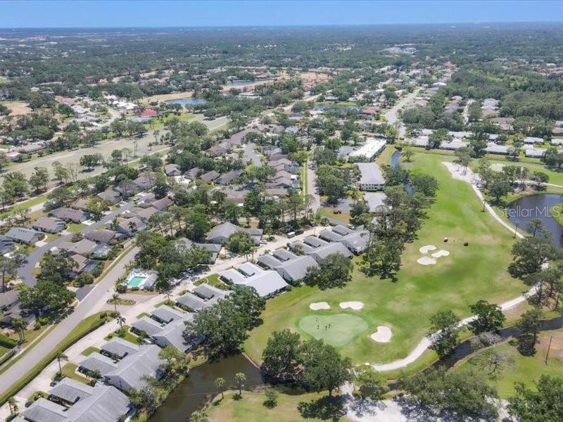 CLUB VILLAS AT PALM AIRE PH VI - Residential