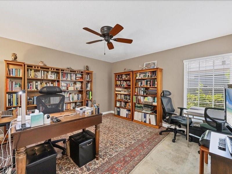 CLUB VILLAS AT PALM AIRE PH VI - Residential