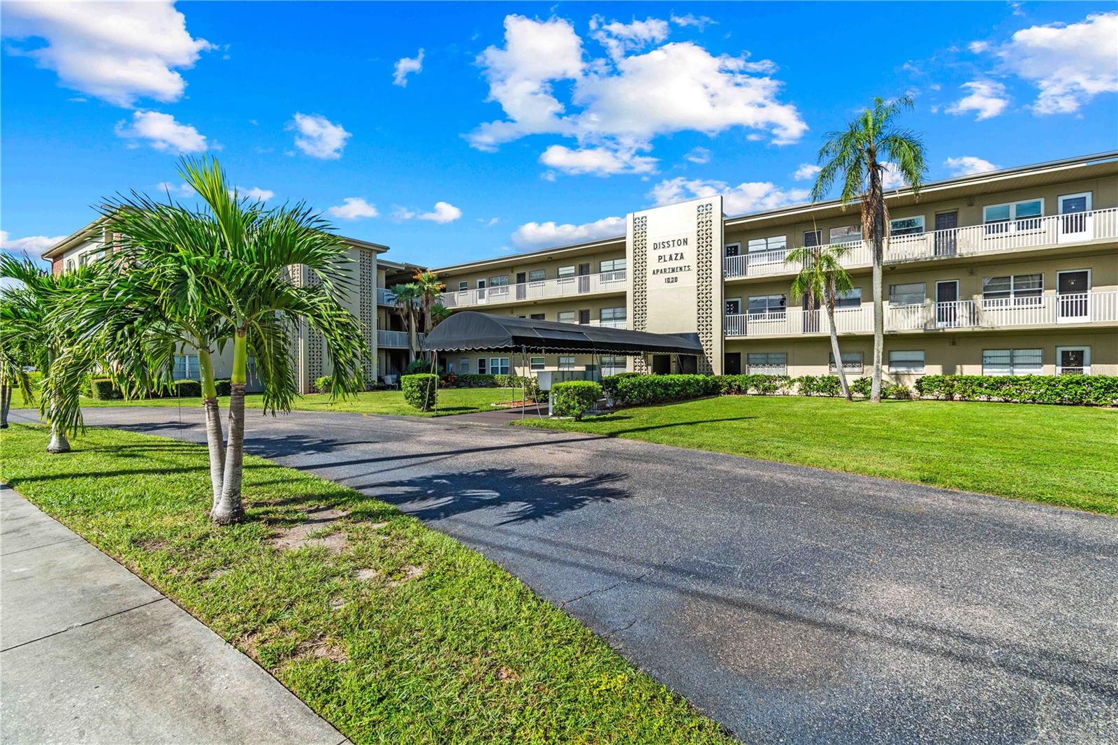Welcome to your beautifully renovated completely 2-bedroom, 1-bath condo in the heart of St. Petersburg’s Tyrone area—offering the perfect balance of modern updates, everyday comfort, and a convenient location.
Step inside and you’ll immediately notice the bright, open layout accented by fresh neutral paint, updated lighting, and luxury vinyl flooring that runs seamlessly throughout the main living spaces. The fully renovated kitchen is a true highlight, featuring sleek quartz countertops, stainless steel appliances, a stylish backsplash, and a breakfast bar that makes the space as functional as it is beautiful. An eat-in nook adds extra versatility for casual meals or morning coffee.
Both bedrooms are generously sized, with the primary featuring dual closets for plenty of storage. The updated bathroom showcases modern tilework, a new vanity, and fresh finishes. The second bedroom also offers a private exterior entry, making it an ideal home office, creative space, or guest suite. A bonus sunroom with an additional storage closet provides the perfect spot to relax or work from home while enjoying natural light, or can be used as a flex space, den, or even be easily updated to a 3rd bedroom.
Practical upgrades add to the appeal—new HVAC in 2023, laundry facilities on every floor, and an assigned covered carport just steps from the elevator. Each unit also comes with a storage locker for convenience.
The Disston Plaza Apartments community is all-ages, and is currently undergoing an exterior refresh with newly painted buildings. Residents enjoy peace of mind with HOA fees covering water, sewer, trash, and exterior maintenance.
The location is ideal—just minutes from Tyrone Square shopping, downtown St. Pete, local dining, and world-class Gulf beaches. Whether you’re looking for a full-time residence or a low-maintenance second home, this condo offers an exceptional blend of style, comfort, and convenience.
Schedule your private showing today and see why this renovated Tyrone-area condo is a smart move for your next chapter.