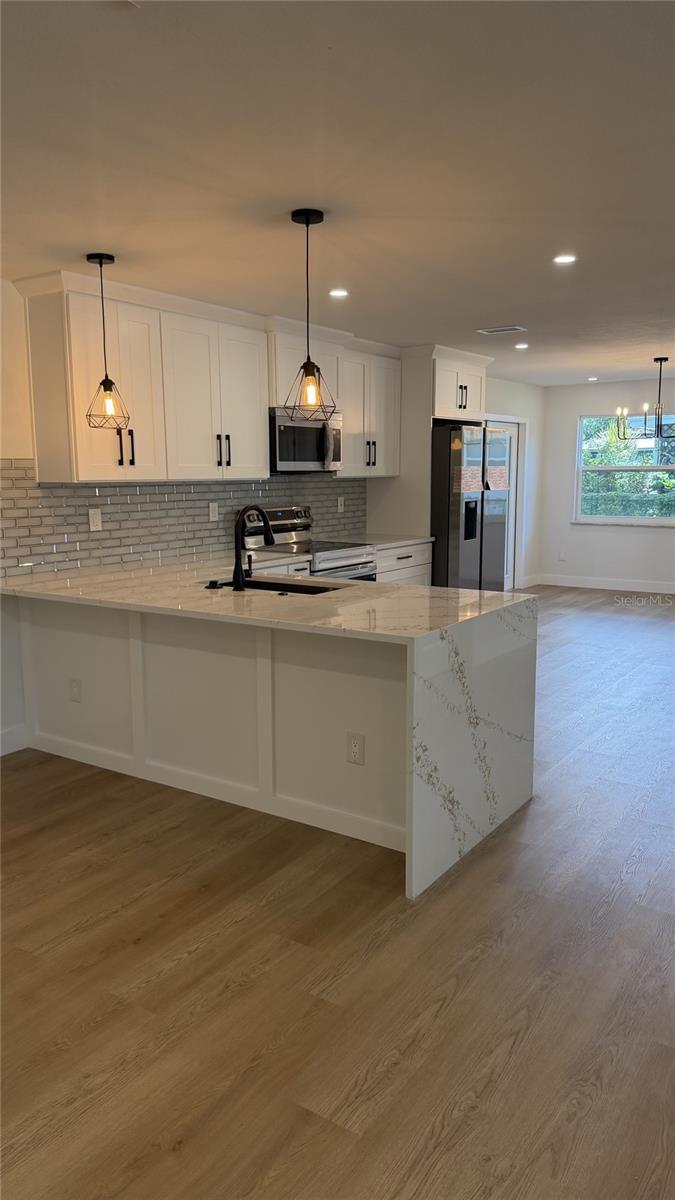Search Properties for Sale 1 1421 HEATHER DRIVE