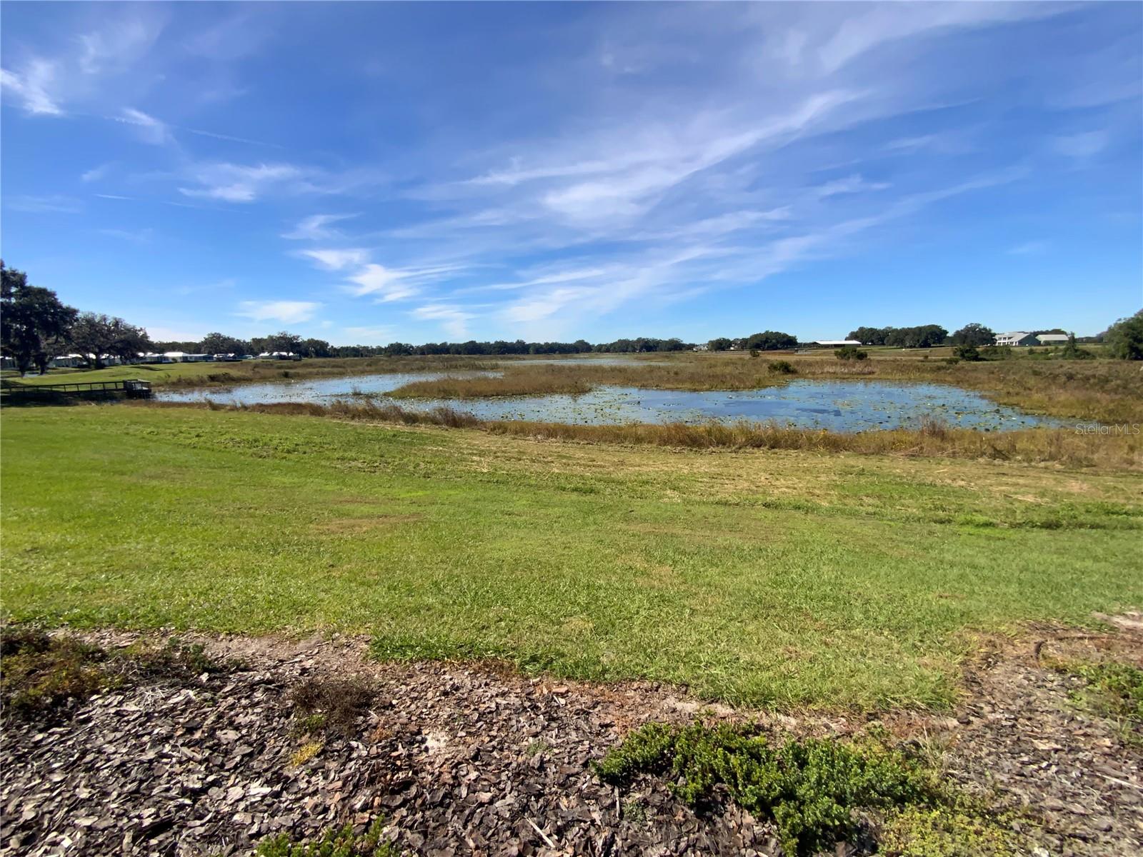 LAKESHORE - Residential