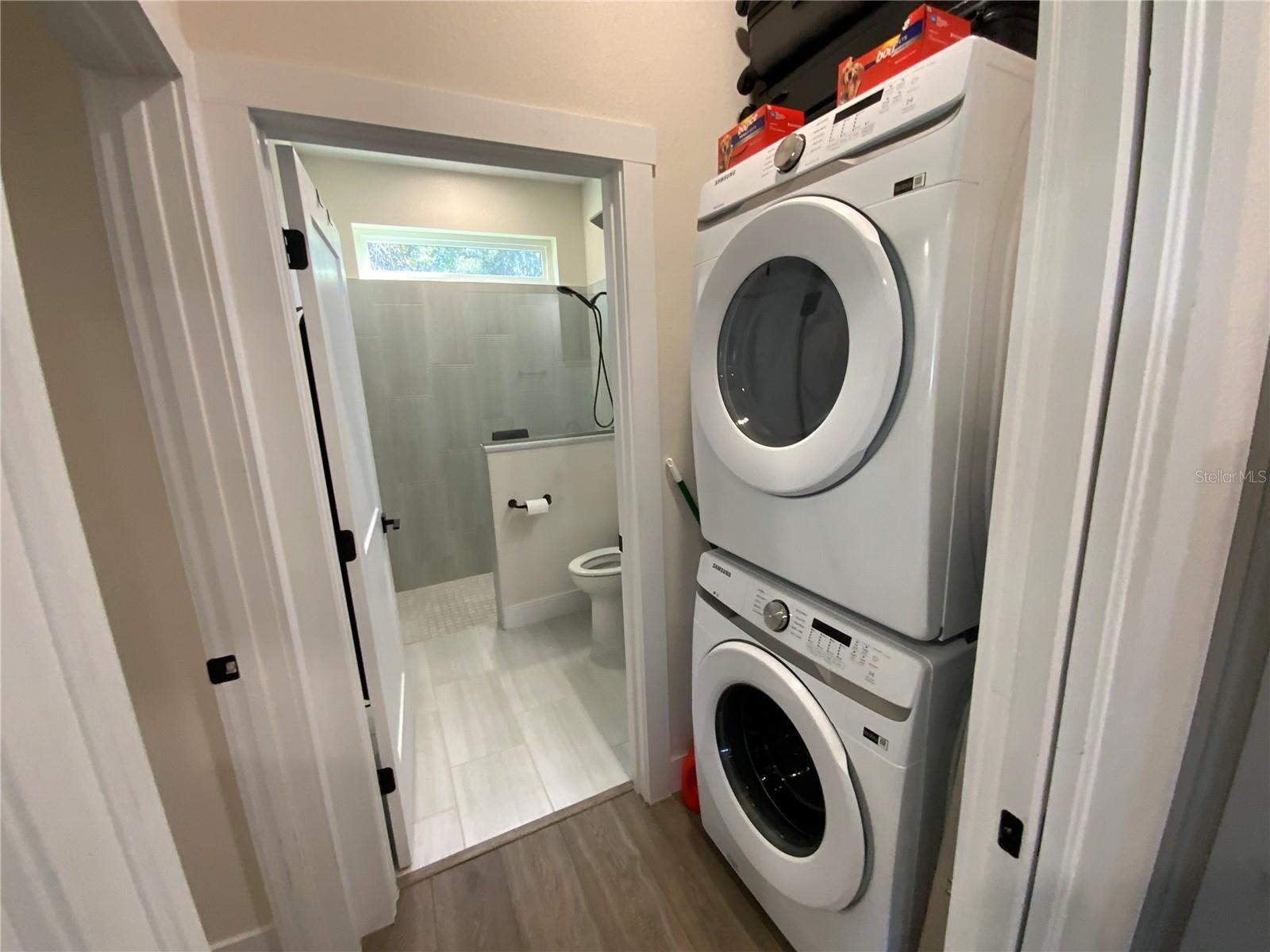 LAKESHORE - Residential