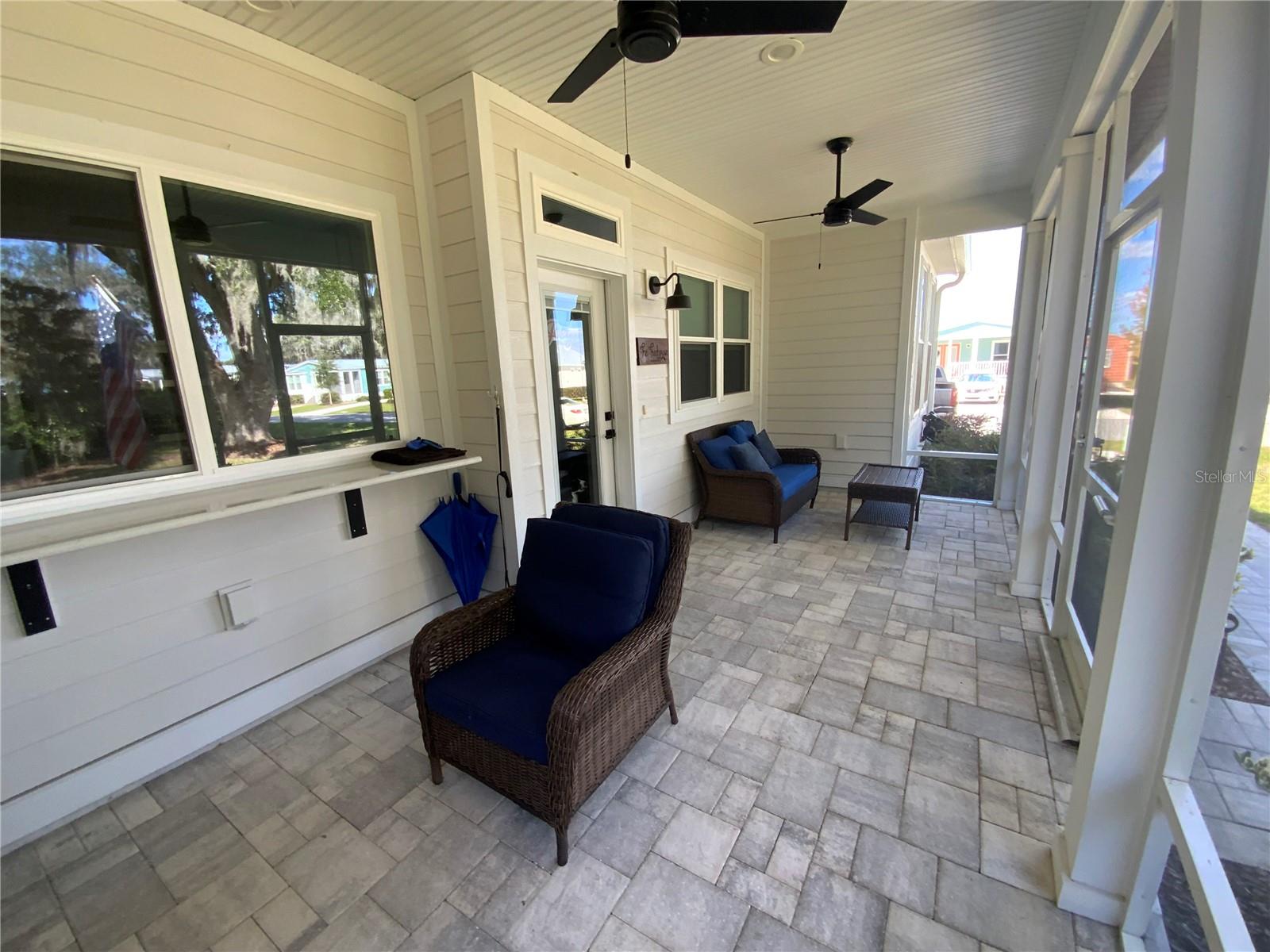 LAKESHORE - Residential