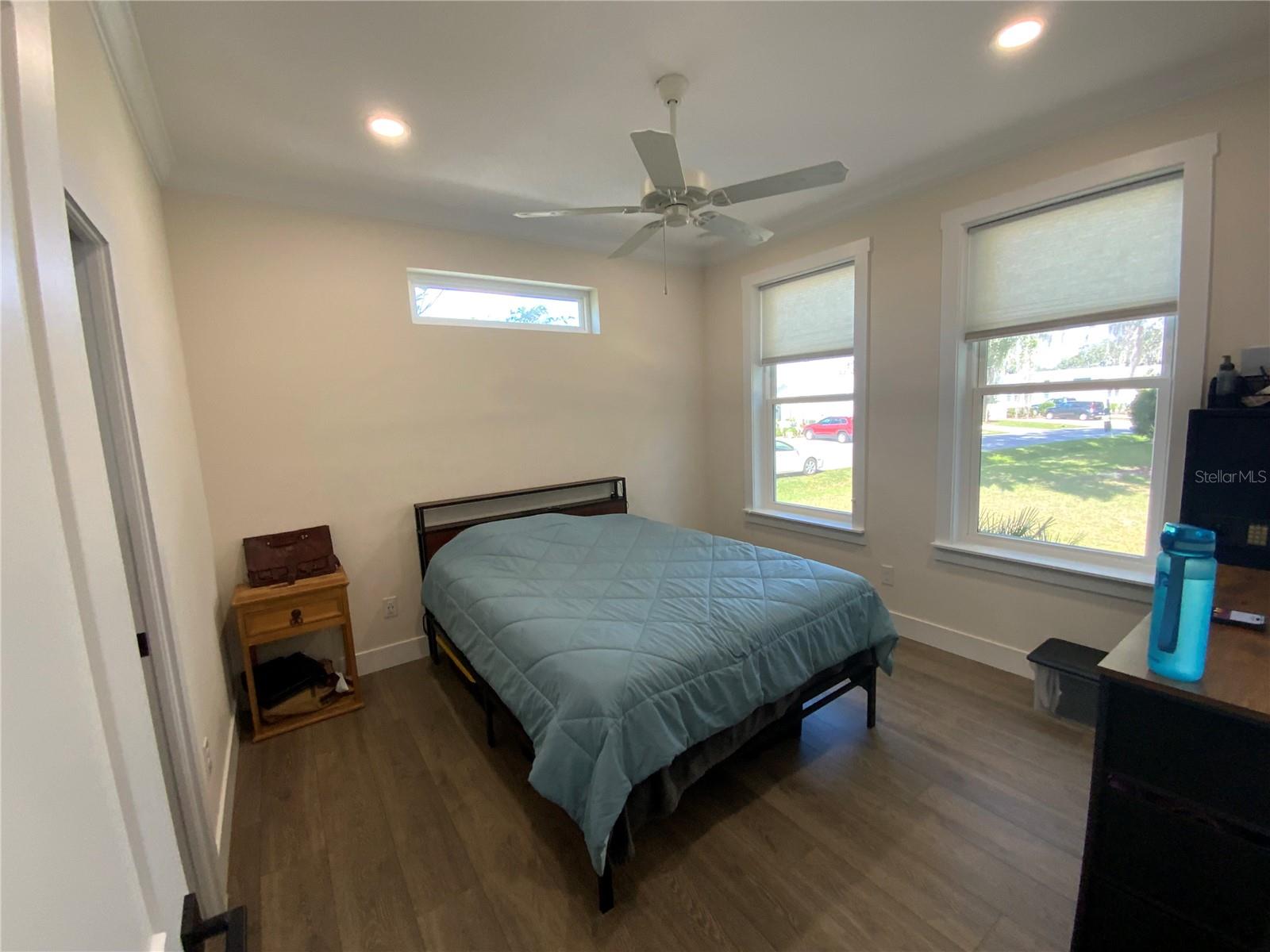 LAKESHORE - Residential