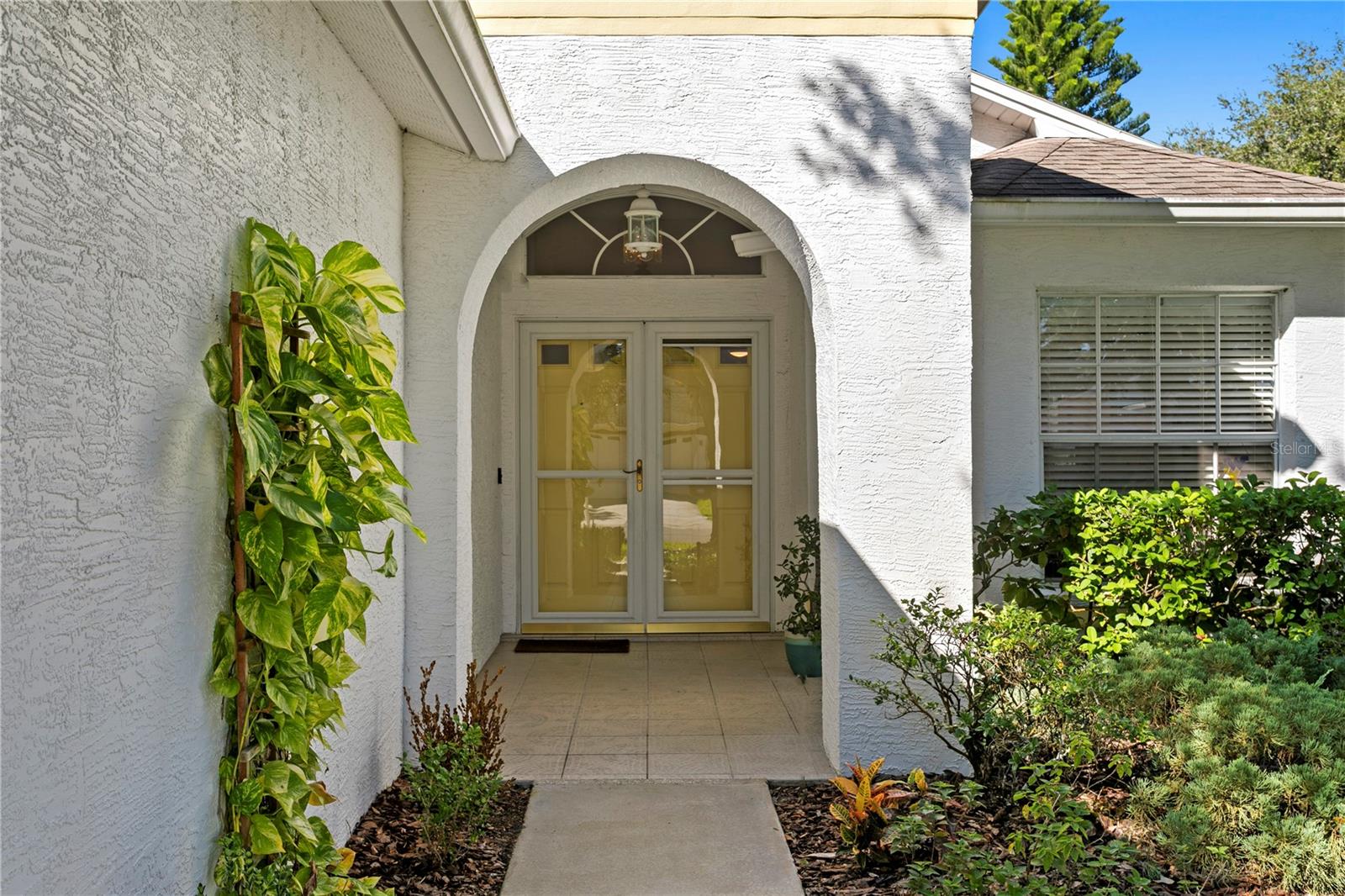 1249 WINDING WILLOW DRIVE