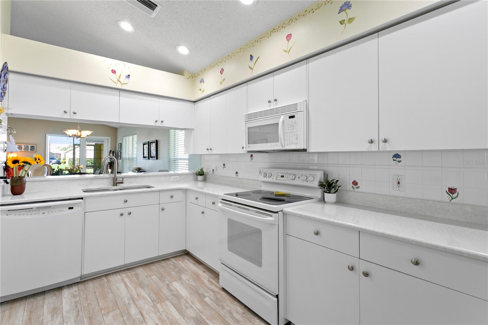 HERITAGE SPGS VILLAGE 13 - Residential