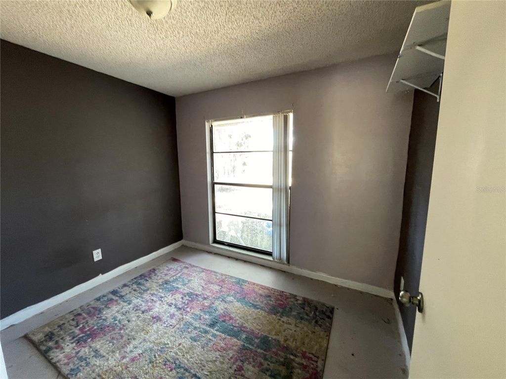 Photo of 2204 Cherokee Trail, Valrico, FL 33594 (MLS # O6356741)