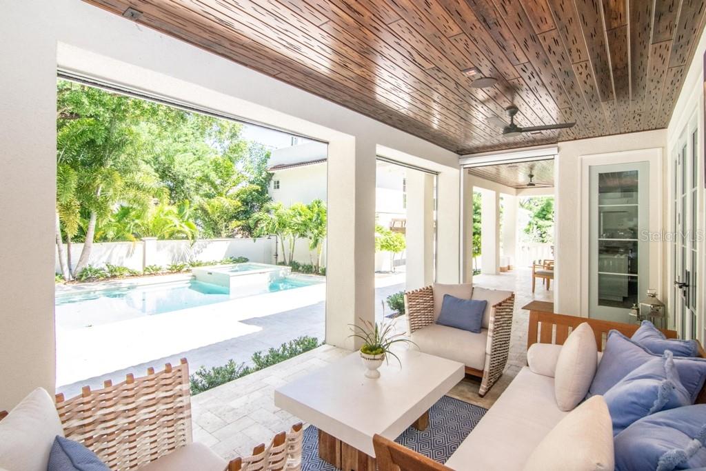 HYDE PARK WEST - Residential