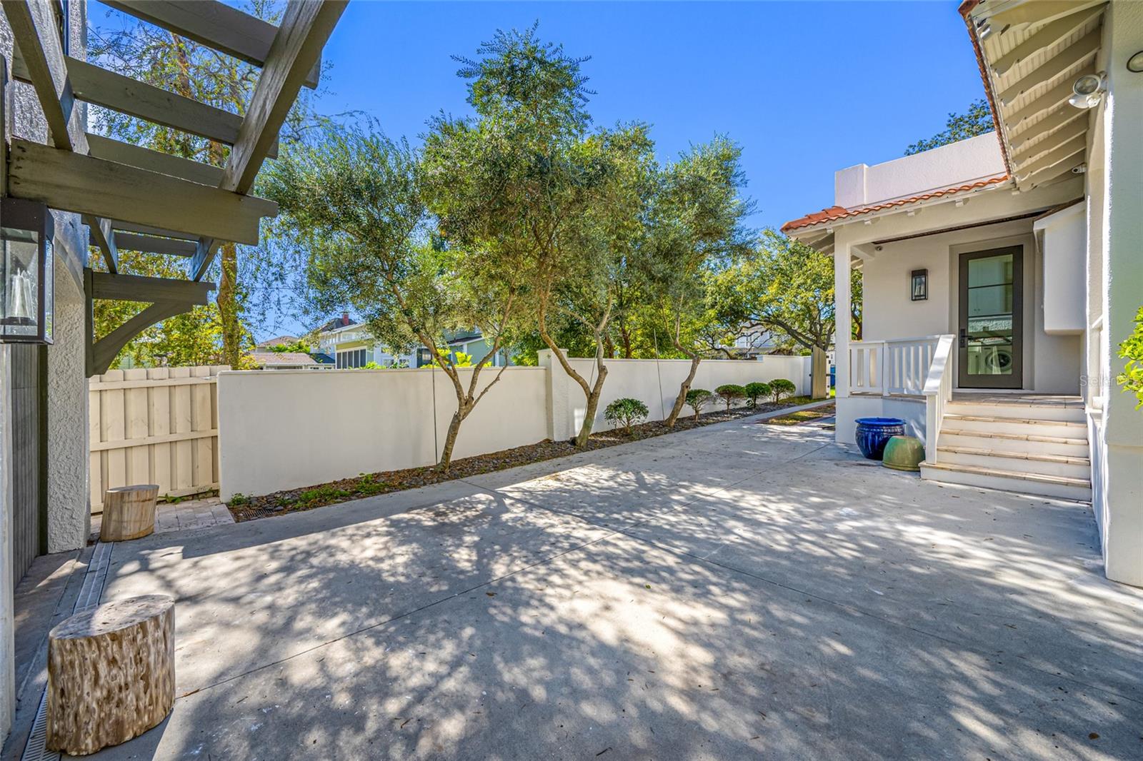 HYDE PARK WEST - Residential