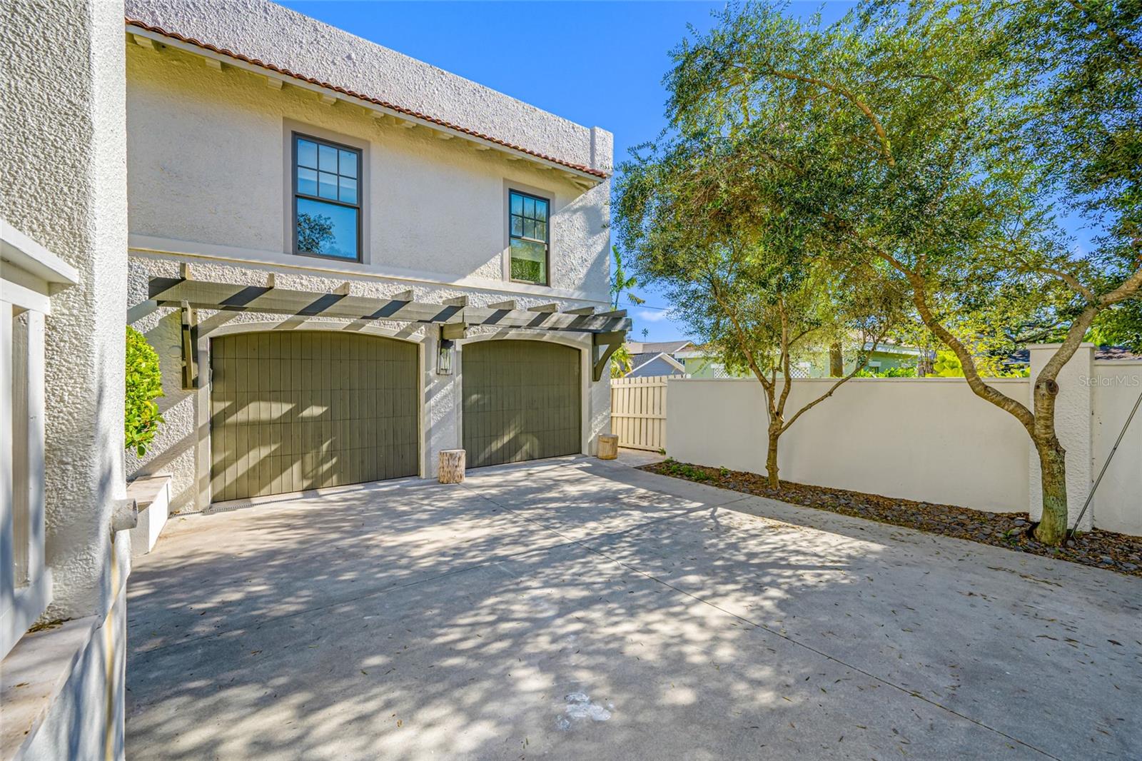 HYDE PARK WEST - Residential