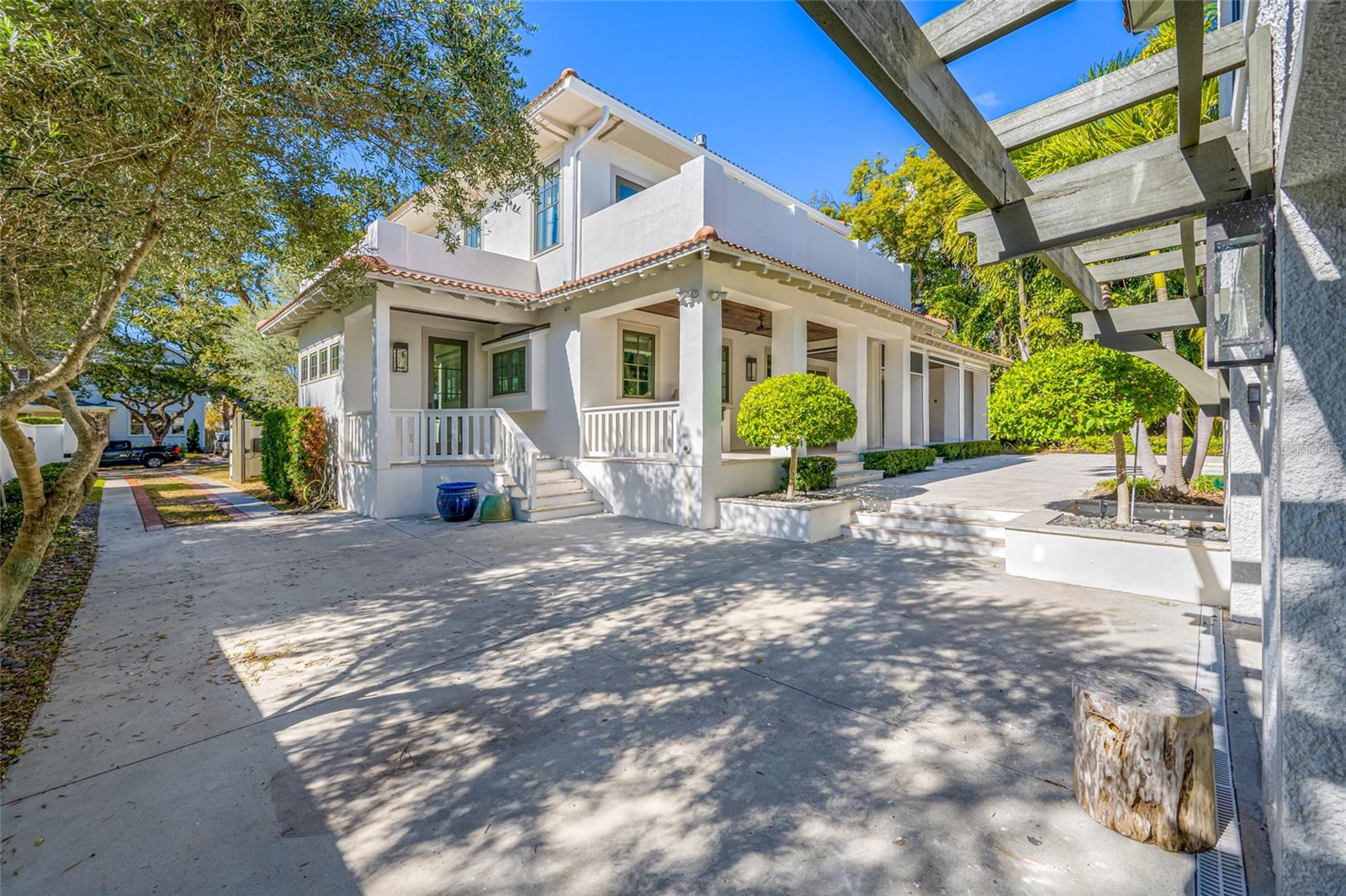 HYDE PARK WEST - Residential