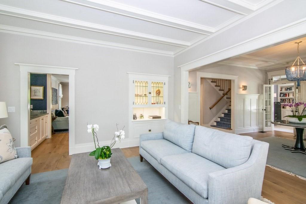 HYDE PARK WEST - Residential