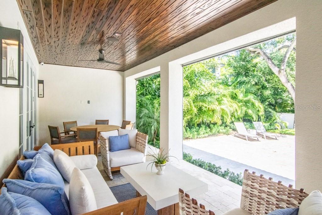 HYDE PARK WEST - Residential