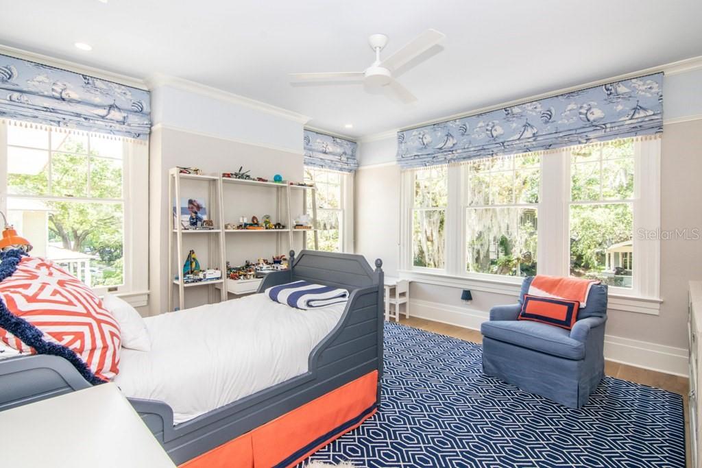 HYDE PARK WEST - Residential