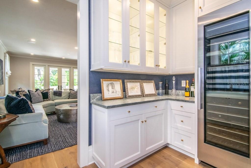 HYDE PARK WEST - Residential