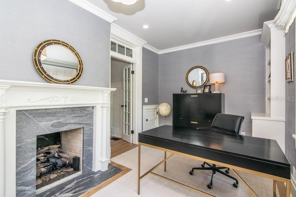 HYDE PARK WEST - Residential