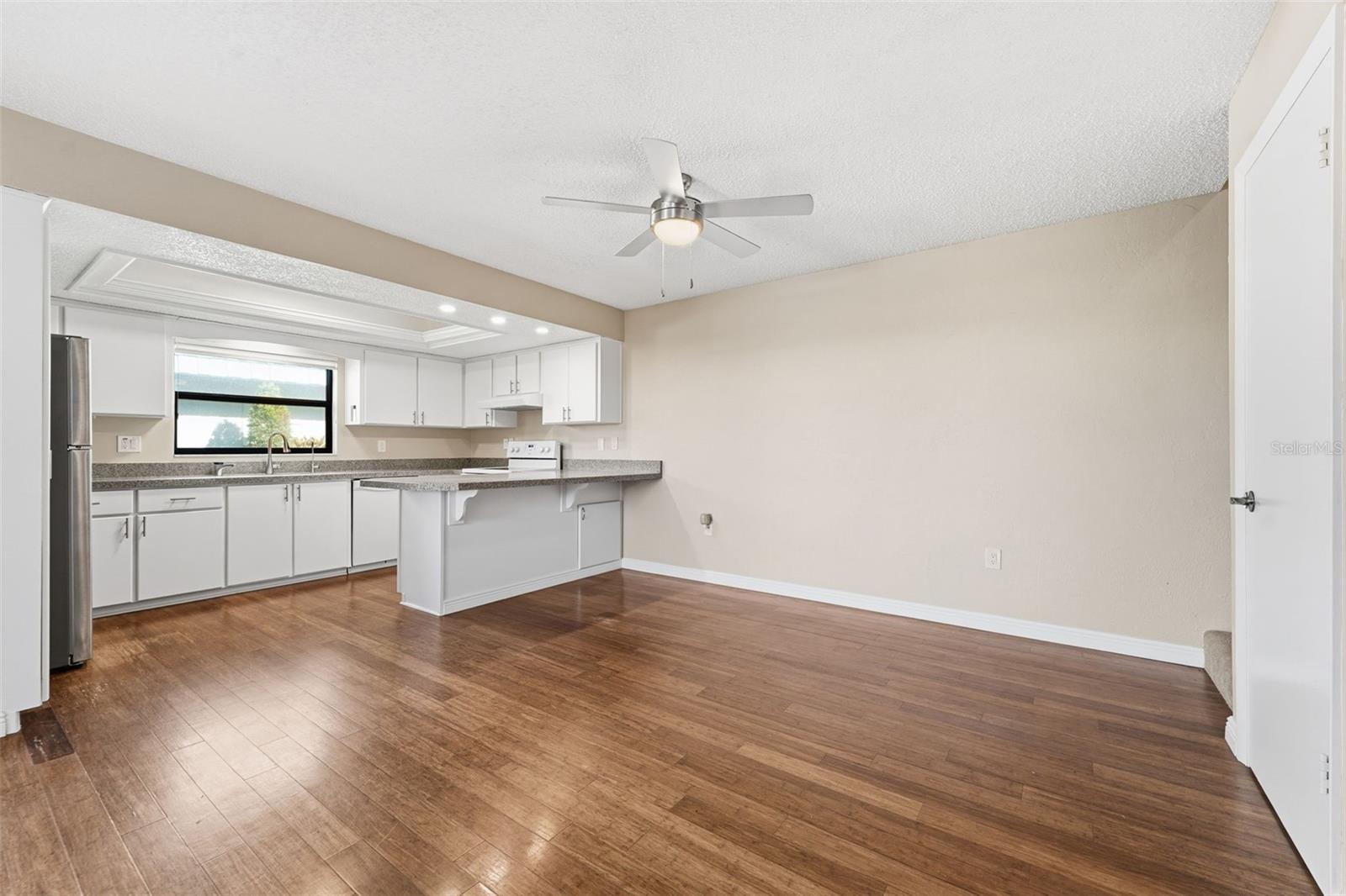 CLEARWATER COVE - Residential