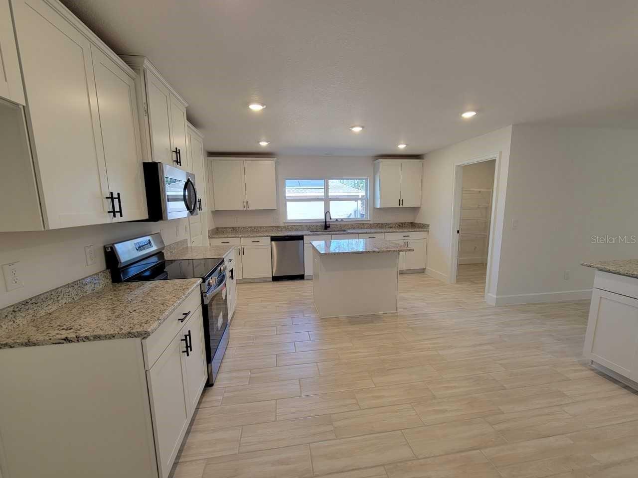 OCALA WATERWAY ESTATES - Residential