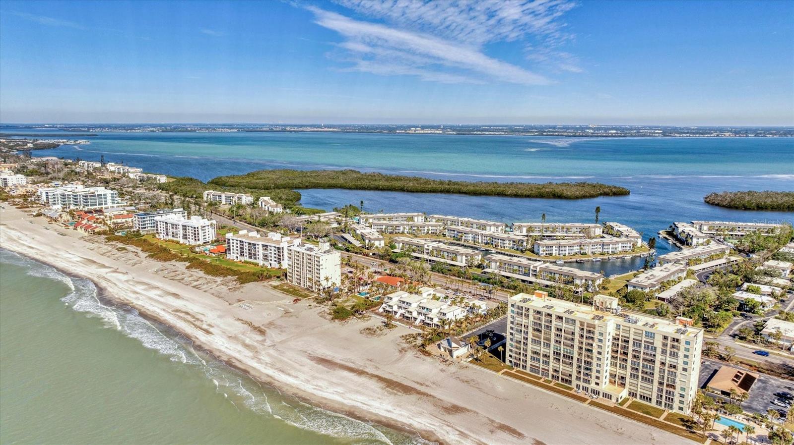 LONGBOAT HARBOUR - Residential