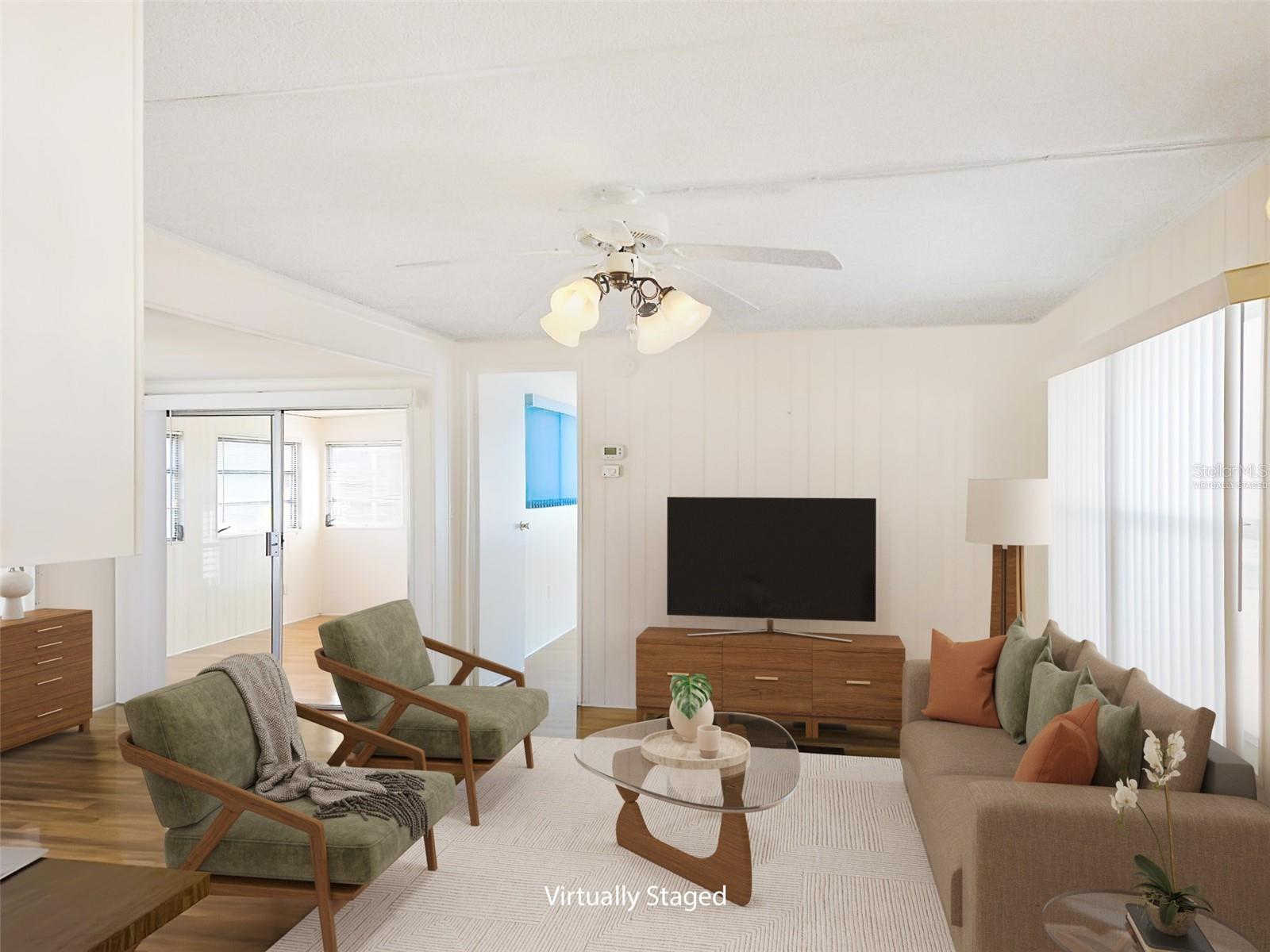 OAKWOOD MANOR - Residential