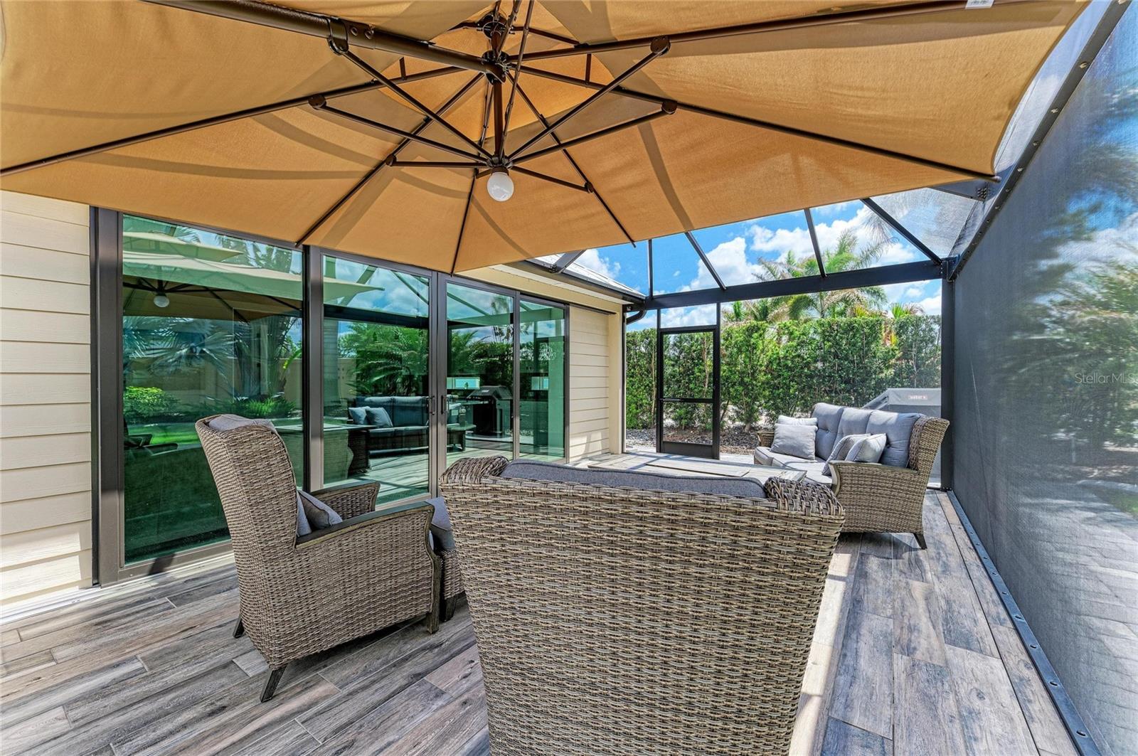 THORNTON CRK MOTORCOACH RESIDENCE - Residential