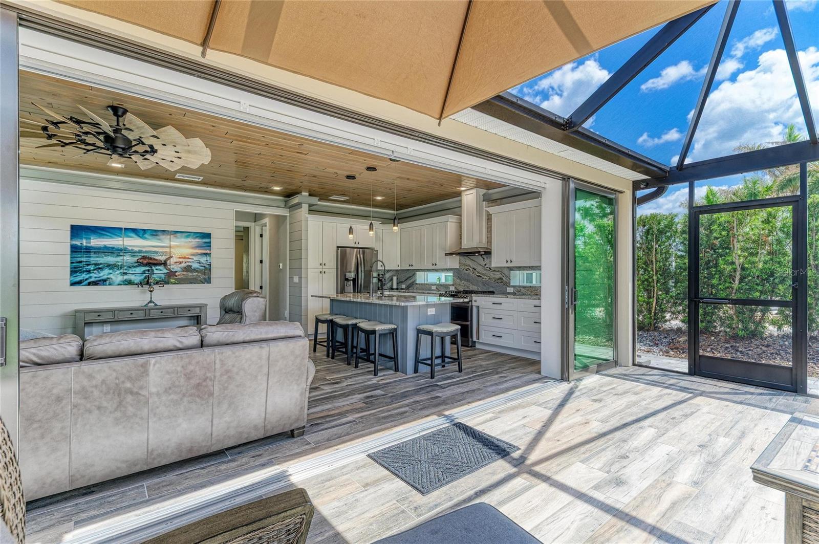 THORNTON CRK MOTORCOACH RESIDENCE - Residential