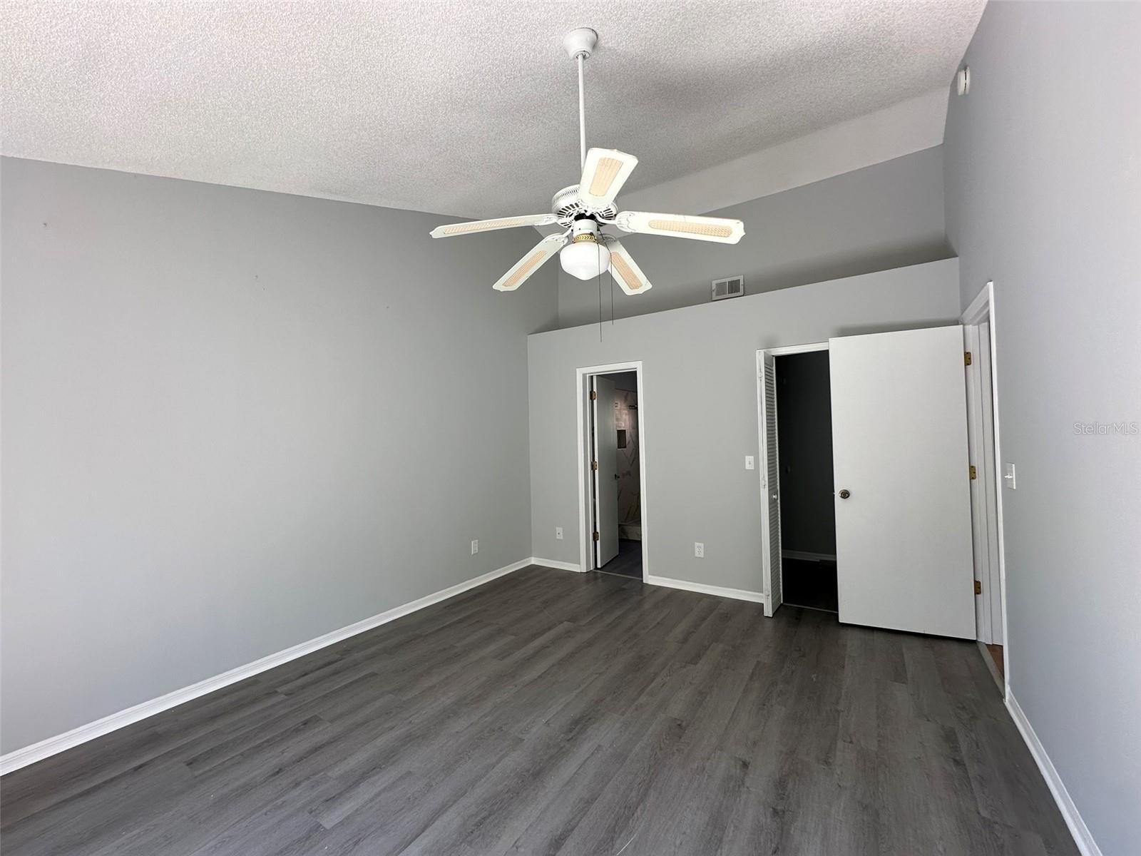 ROYAL PALM BAY CONDO - Residential Lease