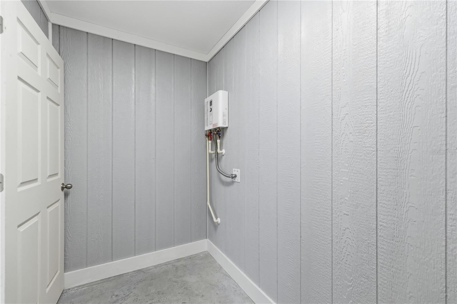 EMERALD MILE FARMS 08 - Land