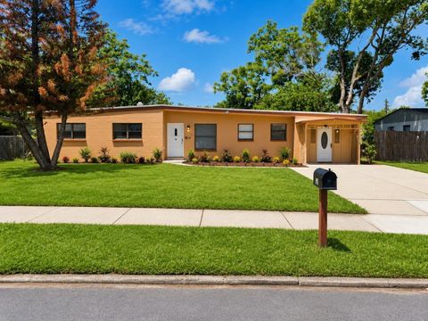 Photo of 14 Japonica Drive, Orlando, FL 32807 (MLS # O6406042)