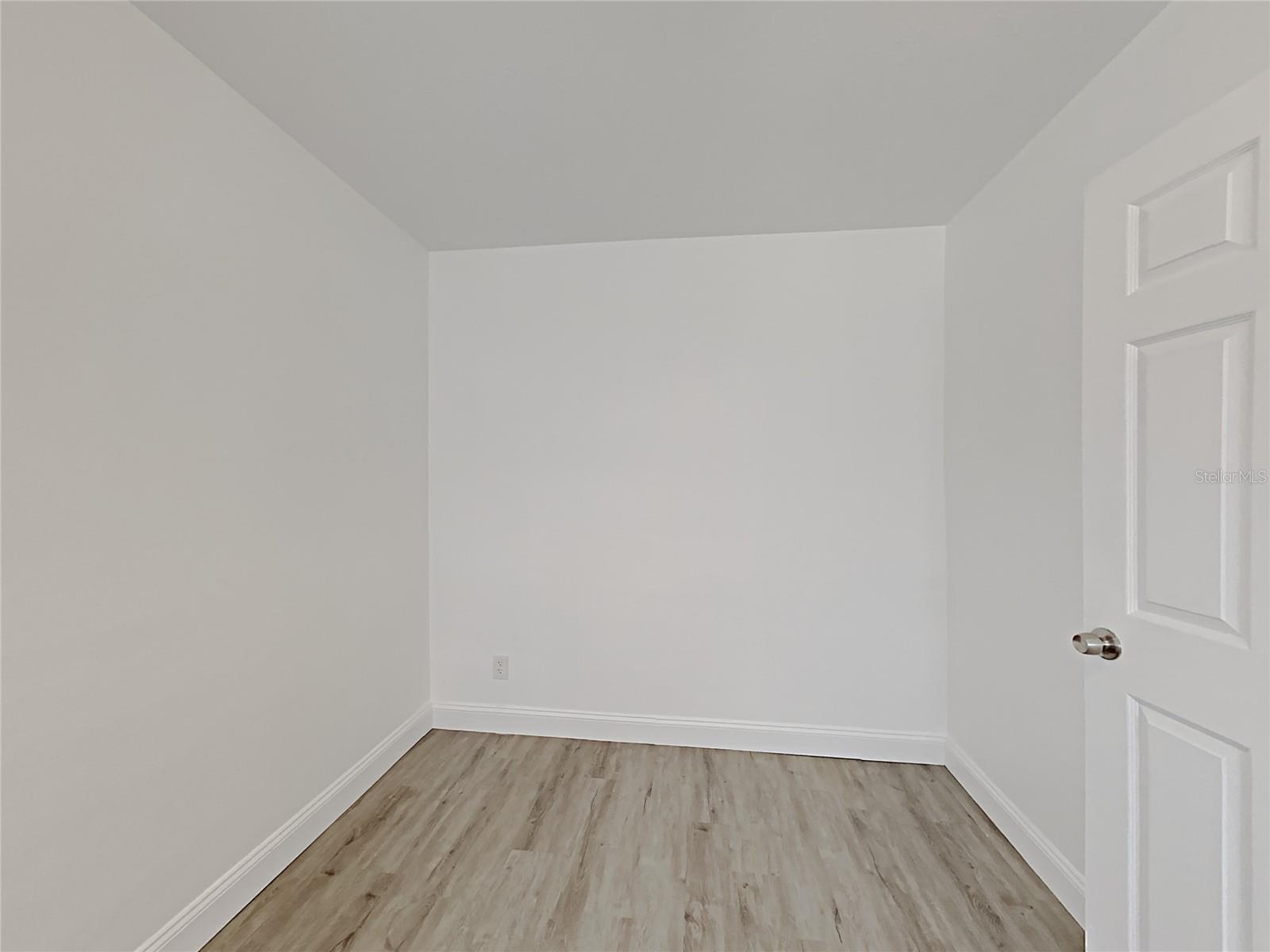 THE MCKOY LAND CO SUB - Residential Lease