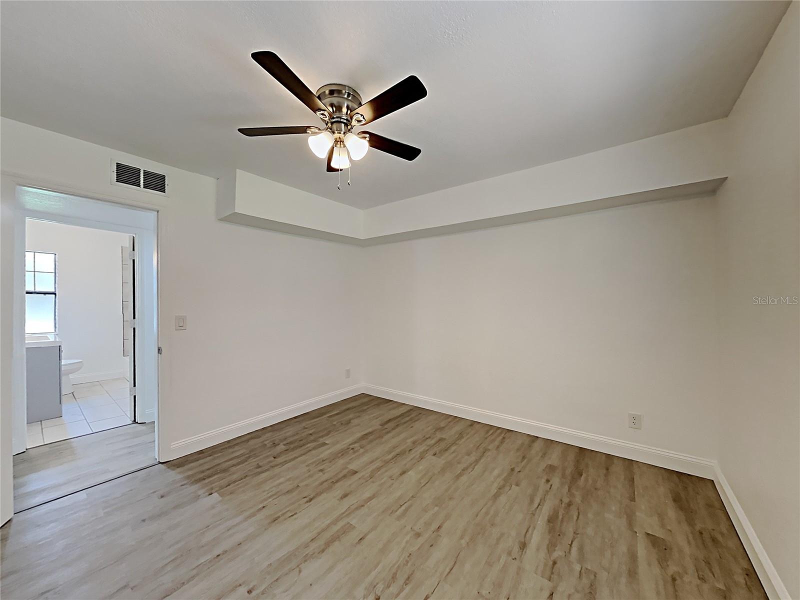 THE MCKOY LAND CO SUB - Residential Lease