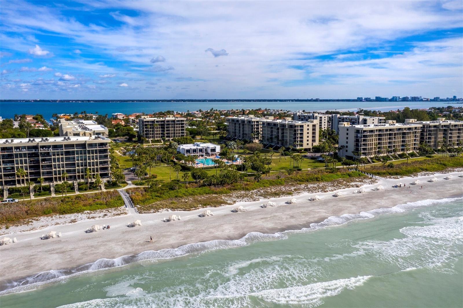 1075 GULF OF MEXICO DRIVE 205