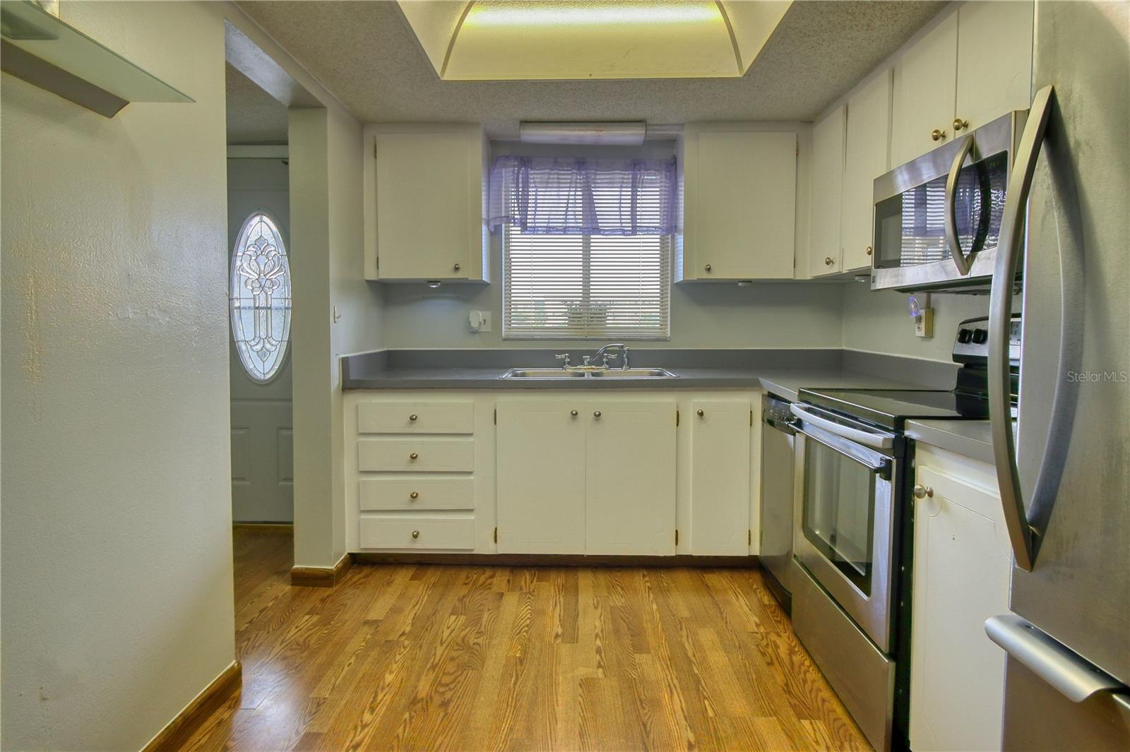 3658 LAKE BAYSHORE DRIVE 320