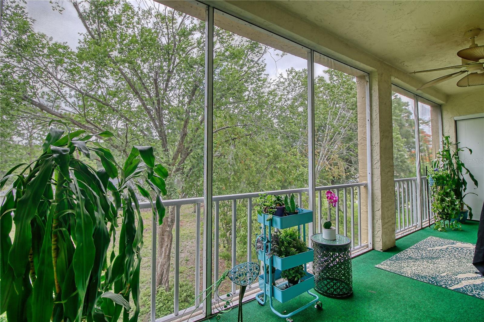 BAYSHORE ON THE LAKE APTS II SEC 3 - Residential