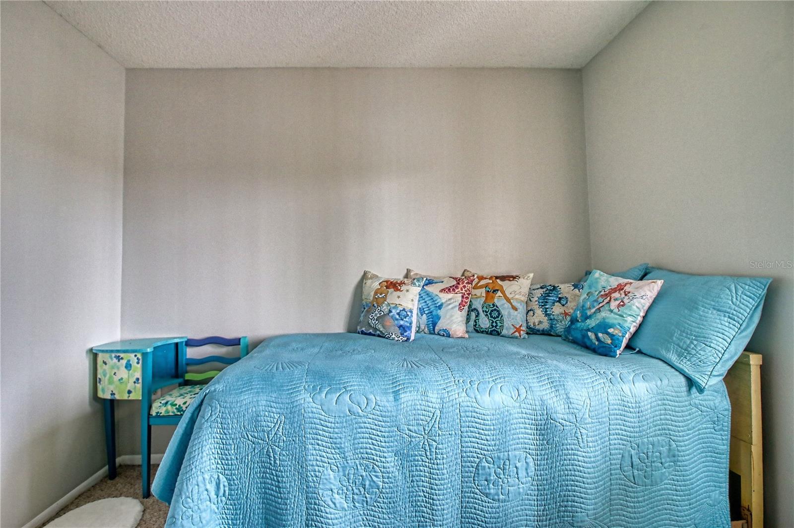 BAYSHORE ON THE LAKE APTS II SEC 3 - Residential