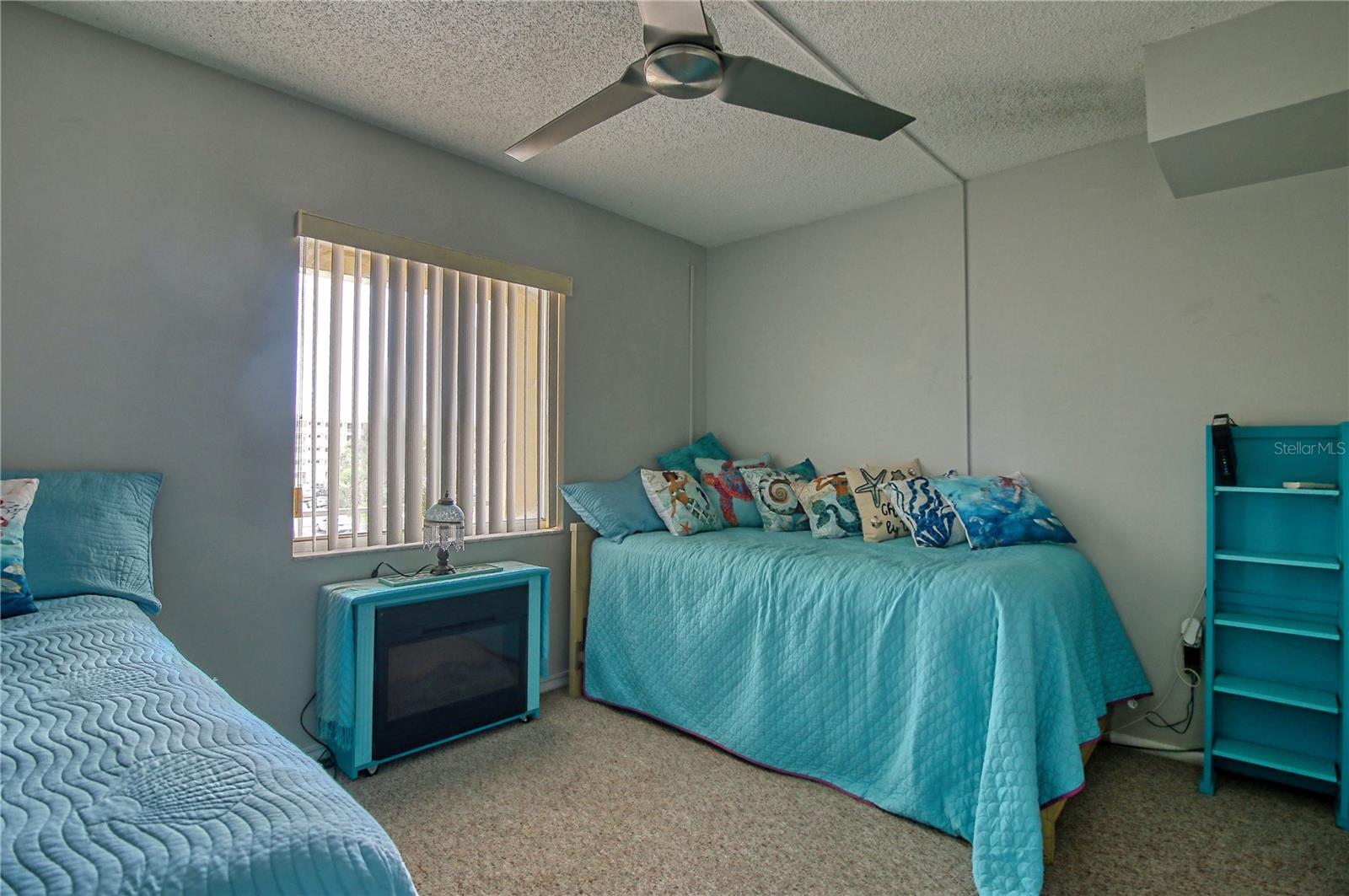 BAYSHORE ON THE LAKE APTS II SEC 3 - Residential