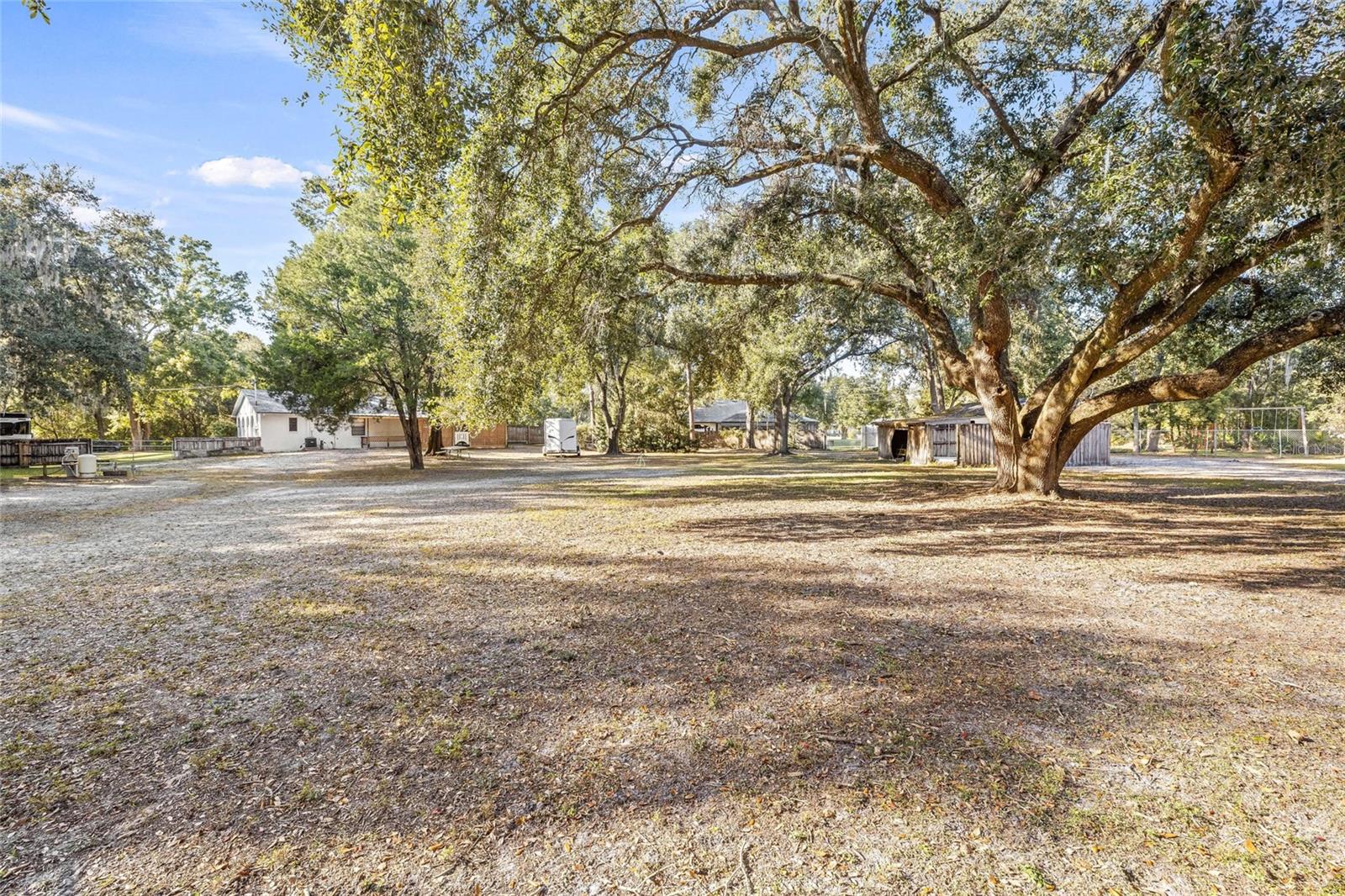 QUAIL HOLLOW PINES UNREC - Residential