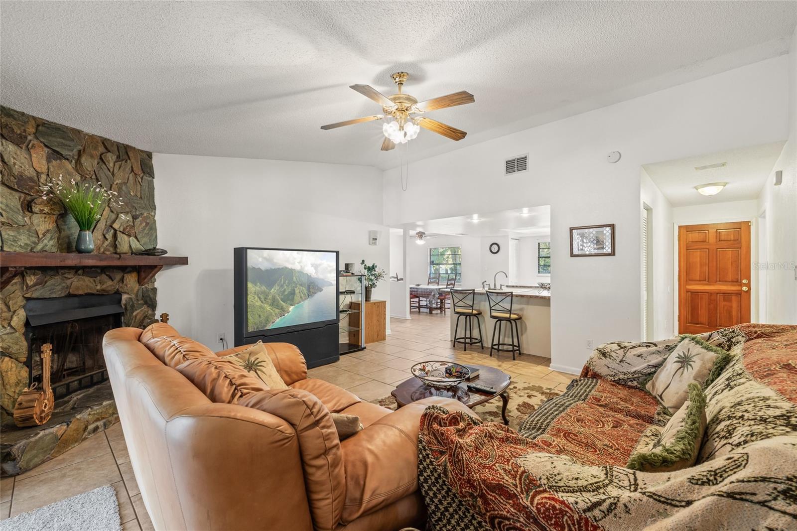 QUAIL HOLLOW PINES UNREC - Residential