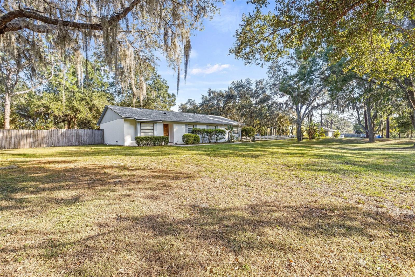 QUAIL HOLLOW PINES UNREC - Residential