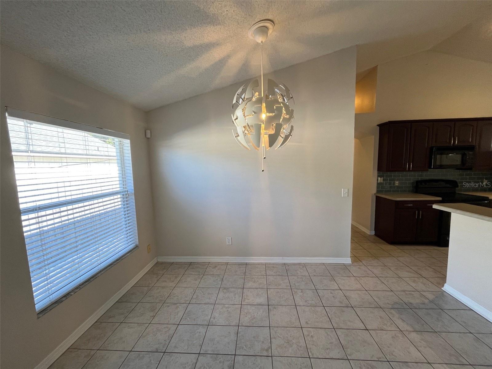 SHEELER HILLS - Residential Lease